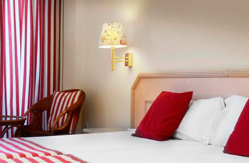 ****  Luna Club Hotel Yoga & Spa 4Sup Malgrat de Mar Espagne